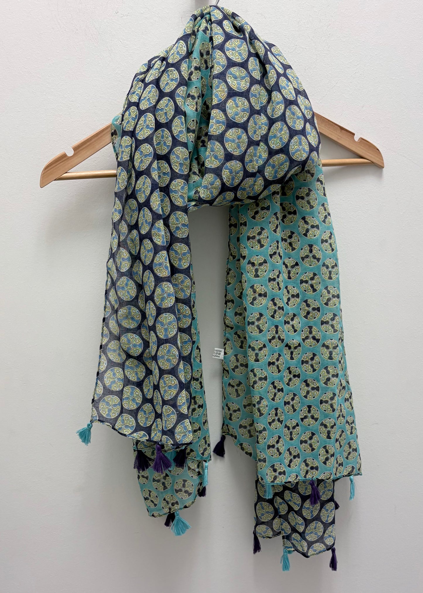 Riardon Scarf