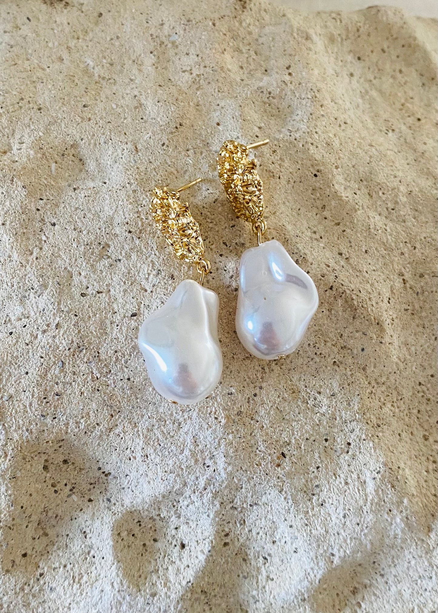 Aura Earrings