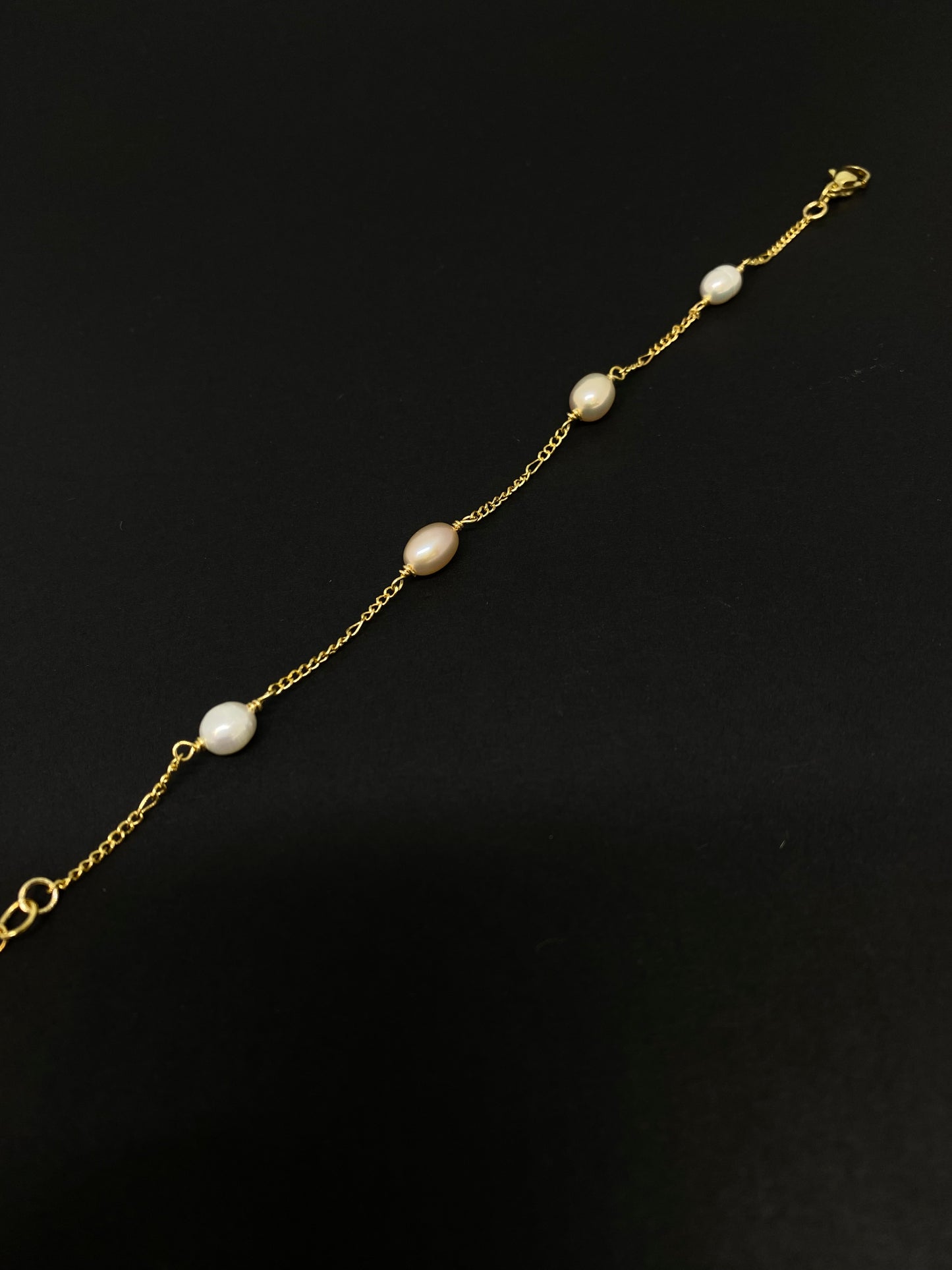 Kailani Pink Pearl Bracelet Gold