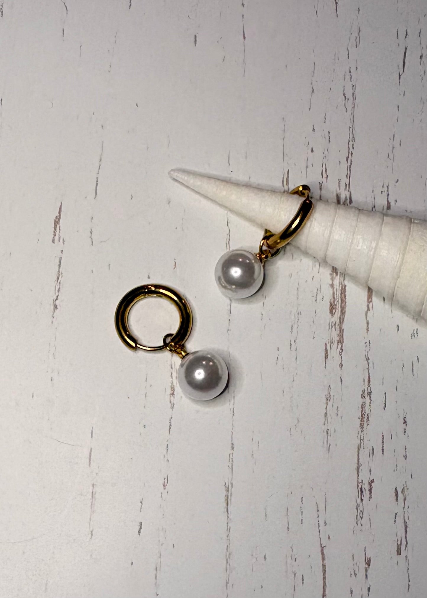 Kara Pearl Earring