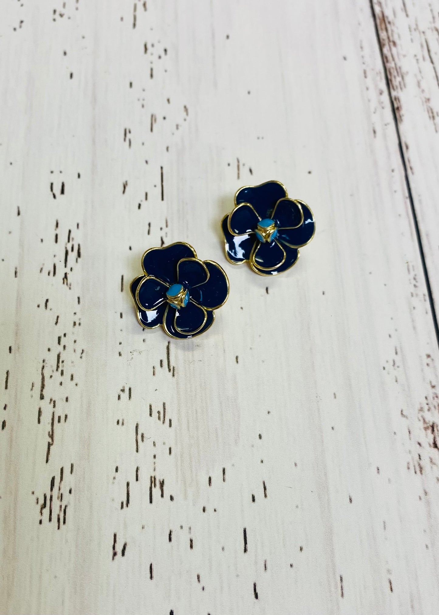 Demi Fashion Earrings