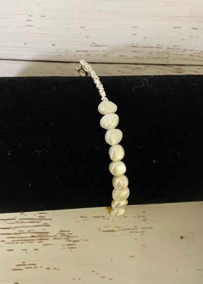 Kailani Crushed Silver & Pearl Bracelet
