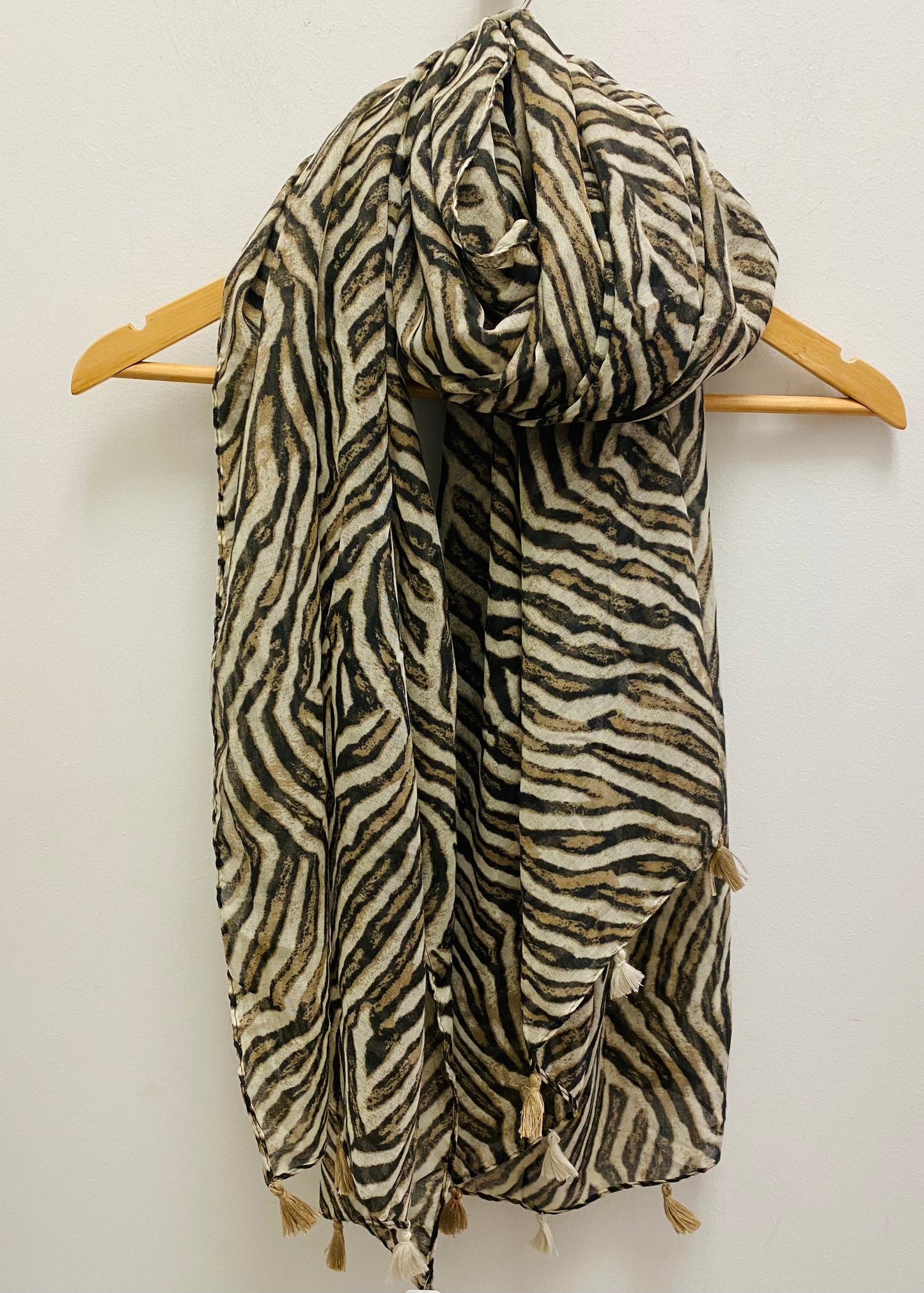 Dallimore Scarf