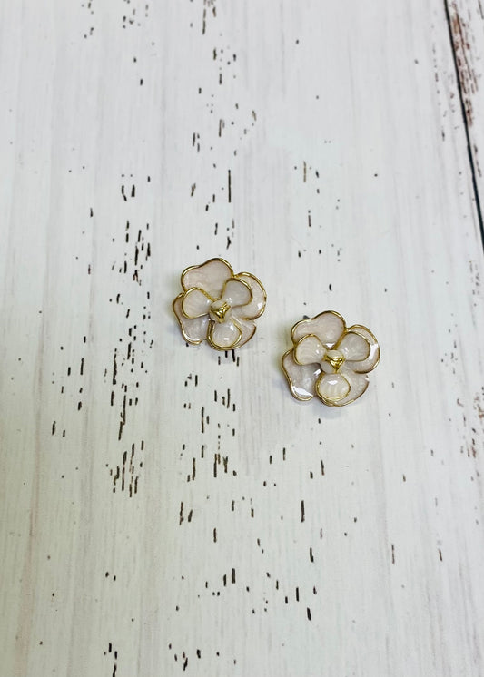 Demi Fashion Earrings