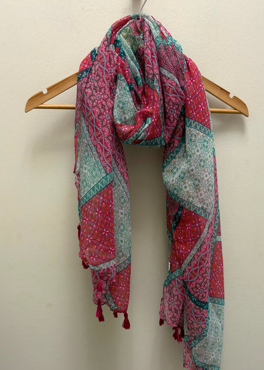 Dallimore Scarf