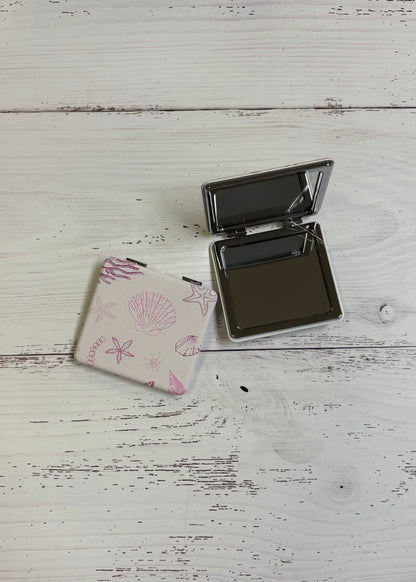 Compact Mirror
