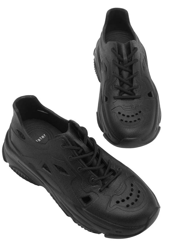 Fierce Sneaker