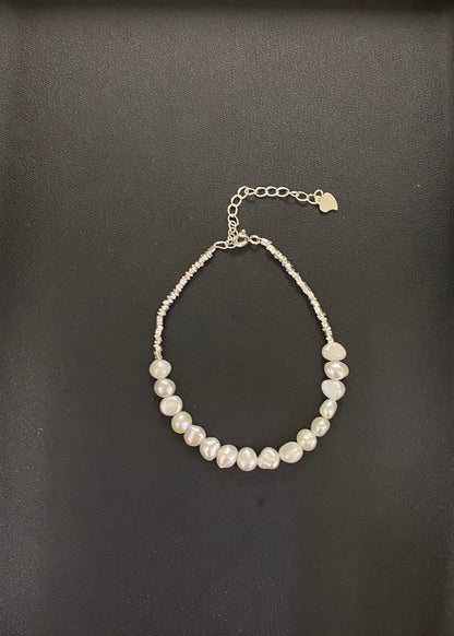 Kailani Crushed Silver & Pearl Bracelet