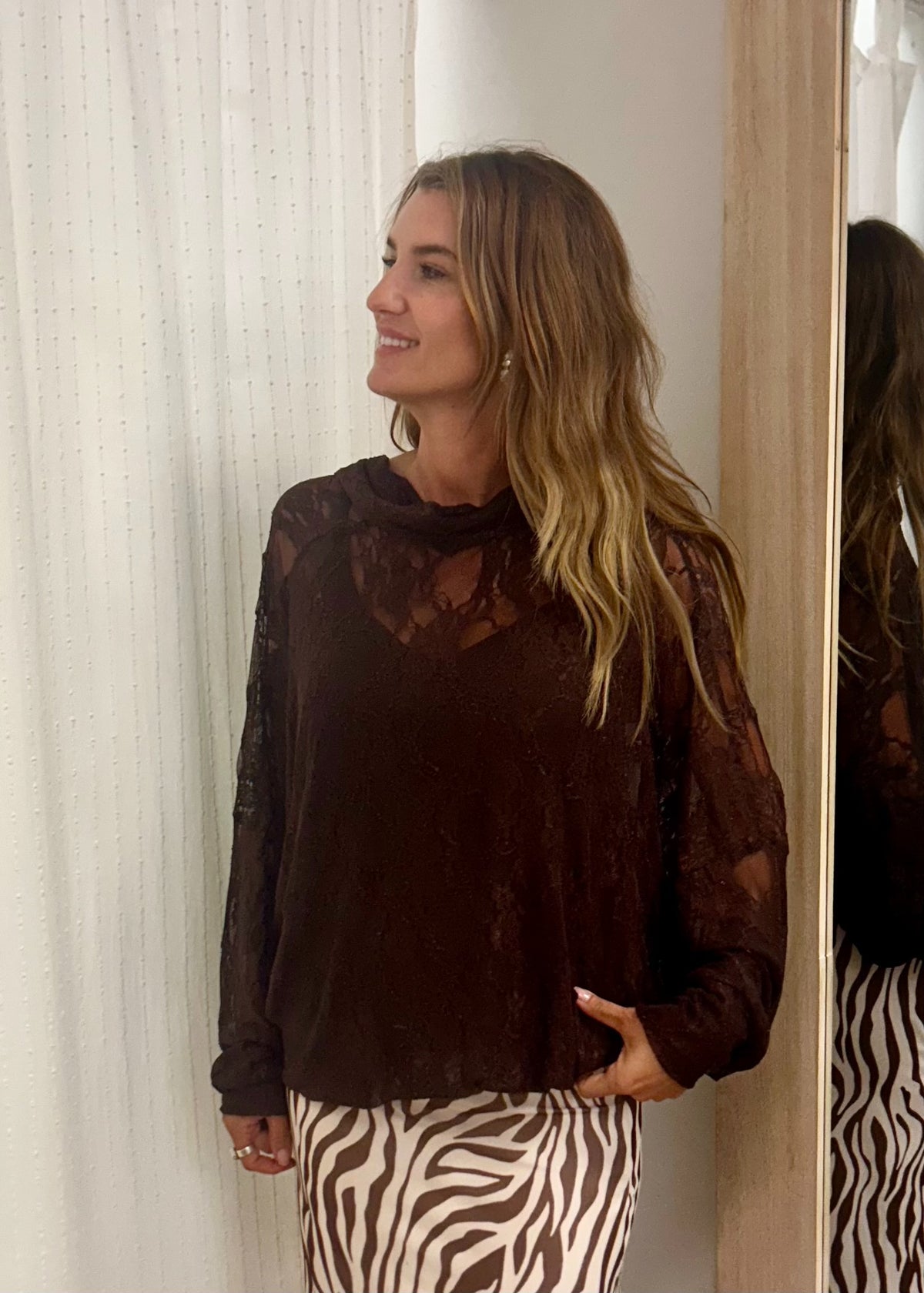 Tina Lace Top Chocolate