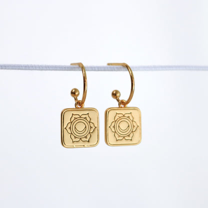 Sacred Earrings in Gold